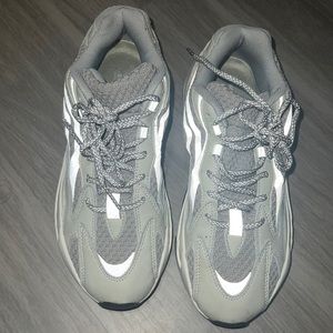 Yeezy Boost 700 V2 Static